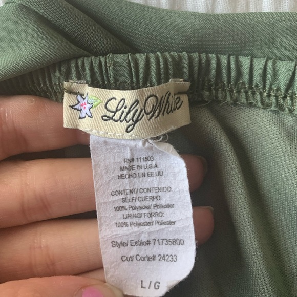 Long Green sheer skirt - Picture 3 of 3